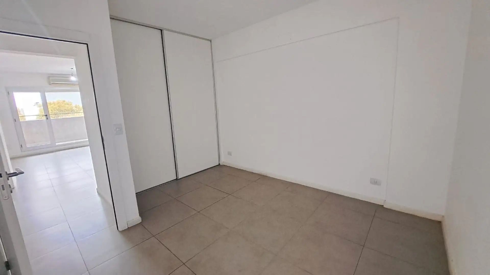Nahuel Huapi 5862 4ºC, Moderno 2 AMB en excelente estado - VENTA