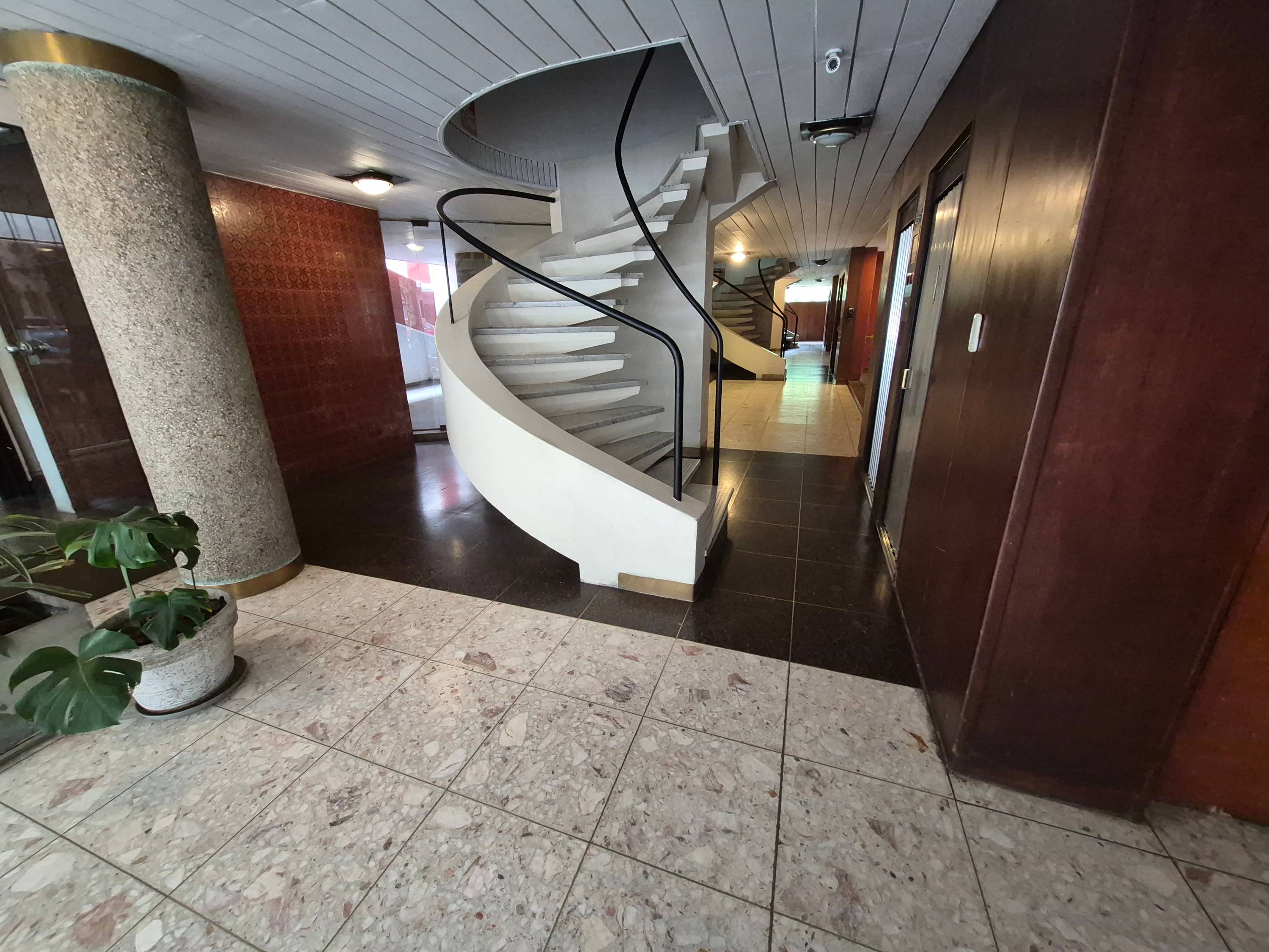 ¡Maravilloso 2 Ambientes con cochera y baulera en Venta en Belgrano!