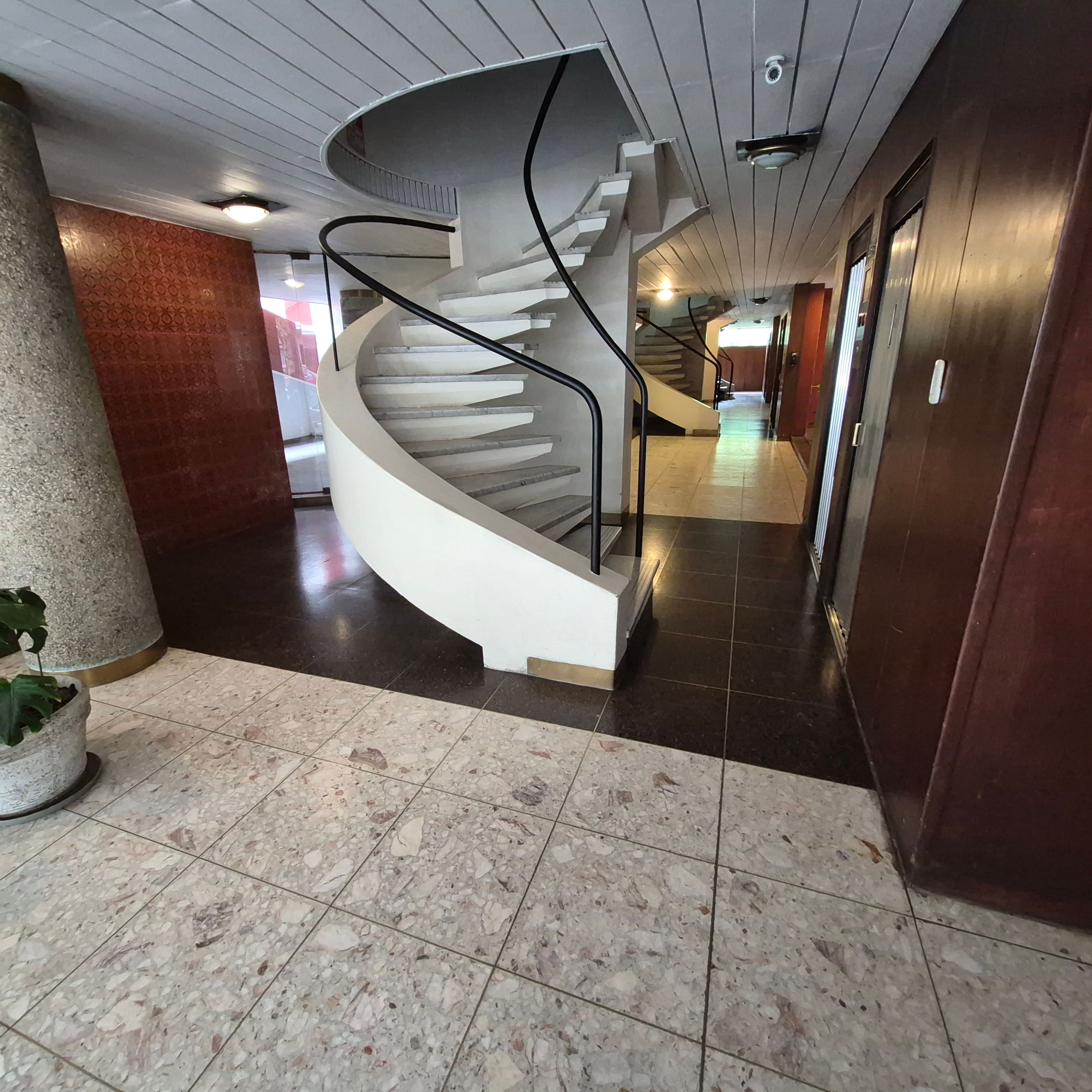 ¡Maravilloso 2 Ambientes con cochera y baulera en Venta en Belgrano!