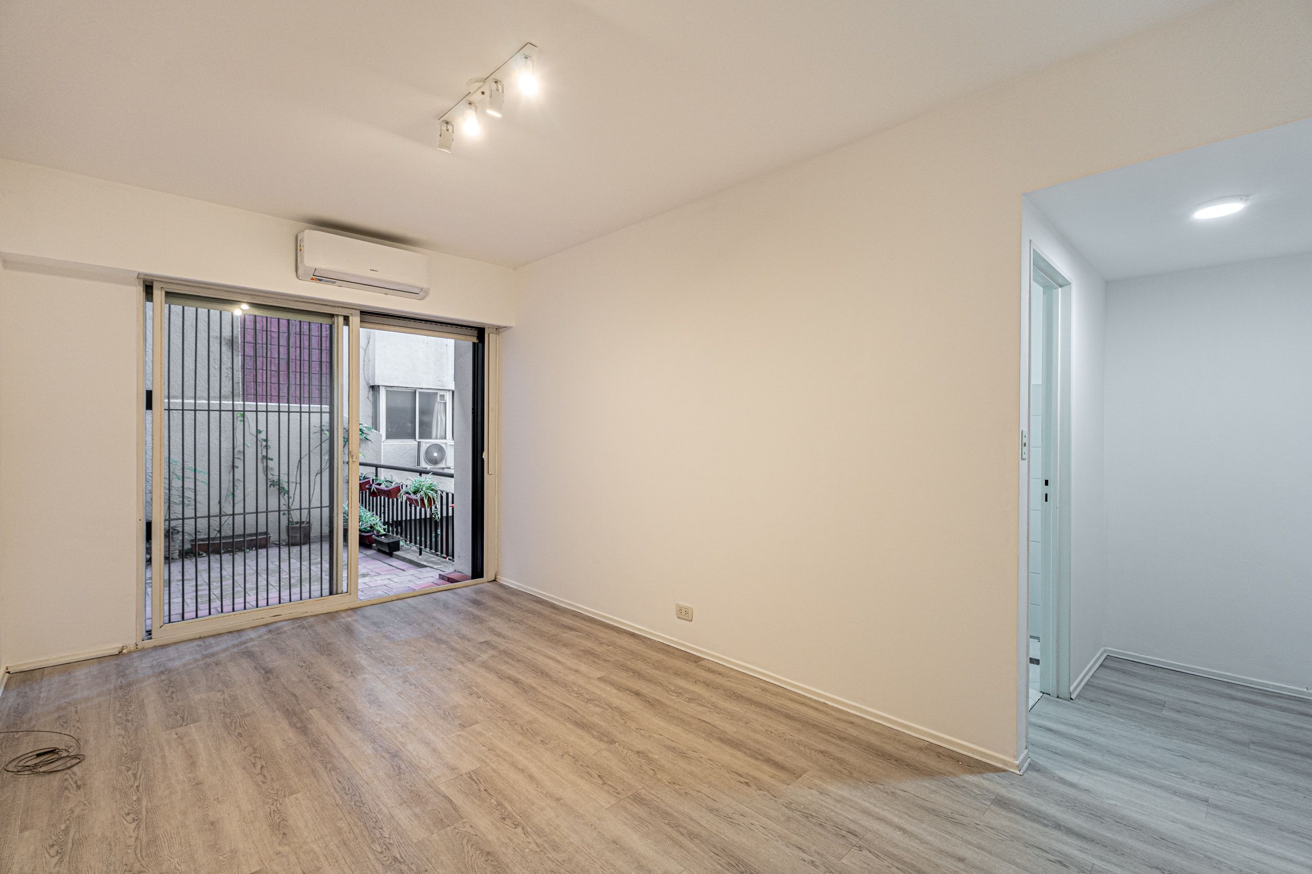 2 ambientes con Patio en Núñez | Venta