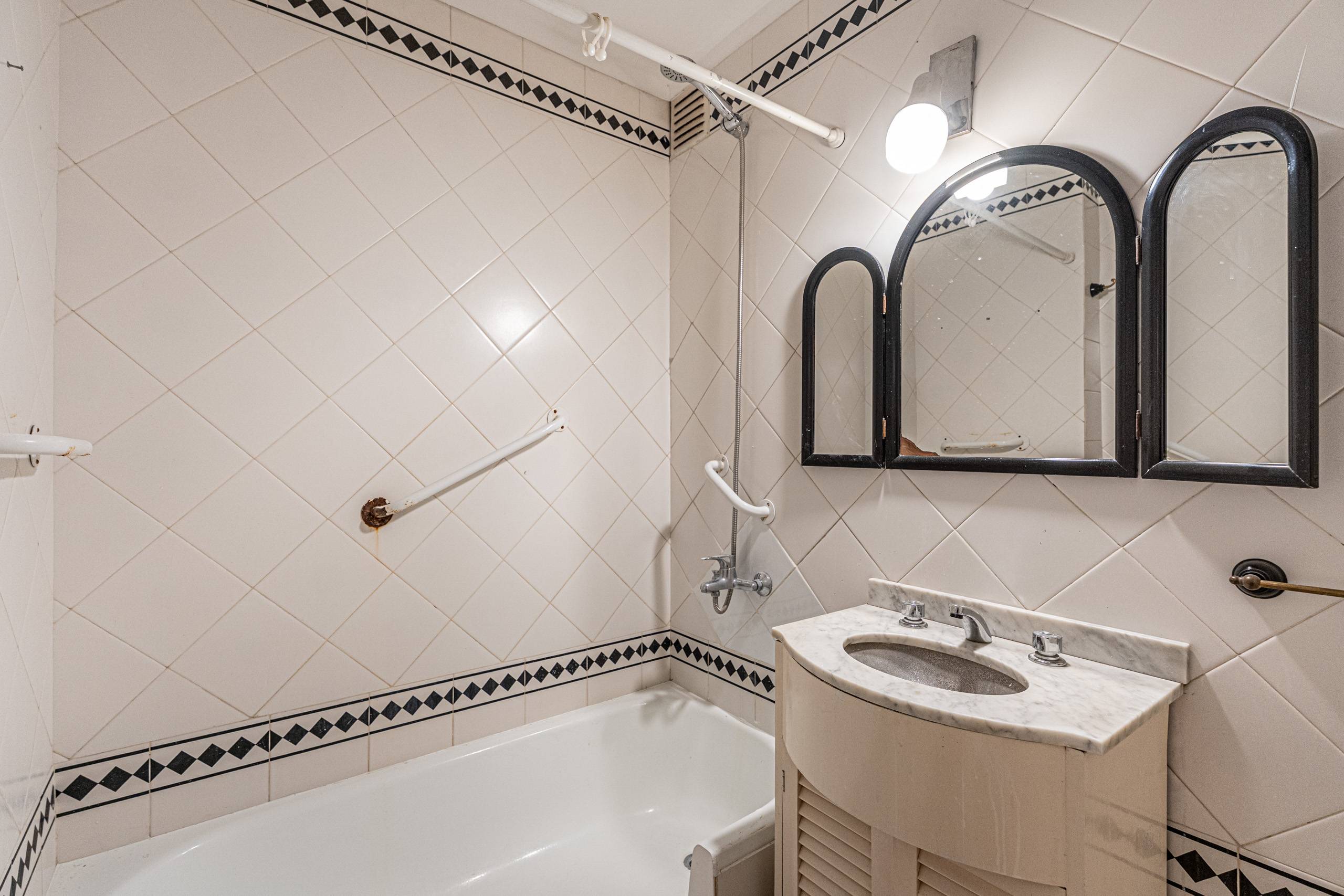 2 ambientes con Patio en Núñez | Venta