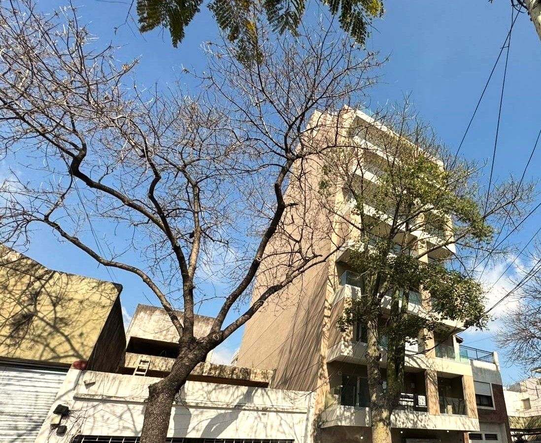 Cochera Cubierta en Alquiler en Villa Urquiza - Súper Cómoda
