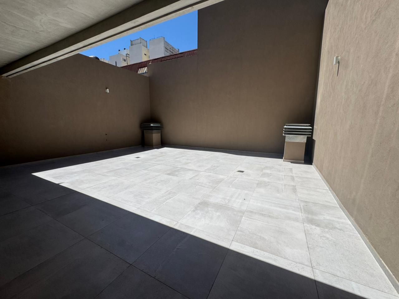 Echeverria 4962, PB, Oportunidad Única! Departamento Con Patio Amplio.