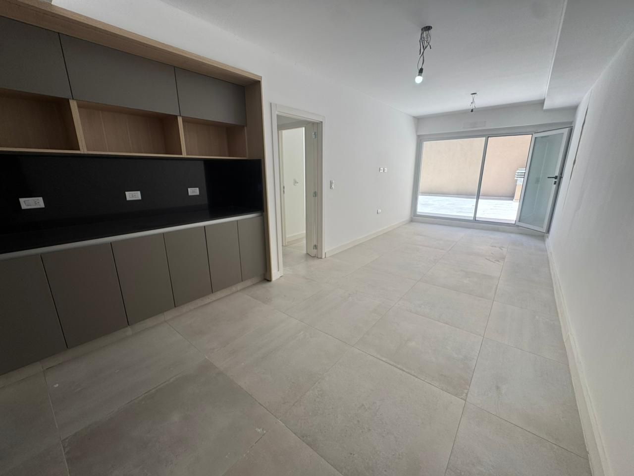 Echeverria 4962, PB, Oportunidad Única! Departamento Con Patio Amplio.
