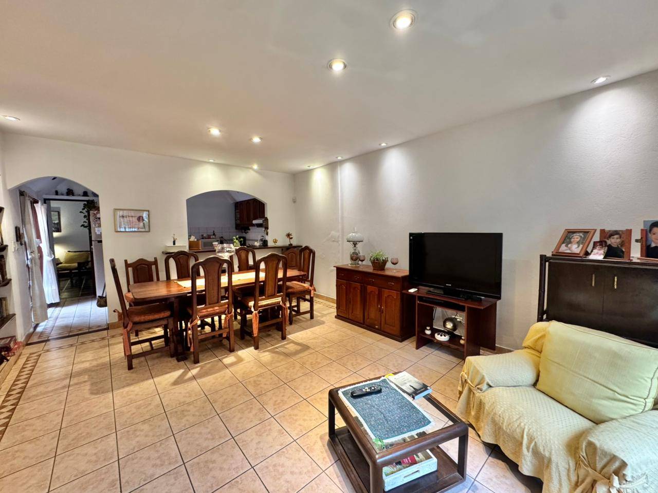 Joya Residencial casa de 4 amb con terraza y patio en Villa Devoto