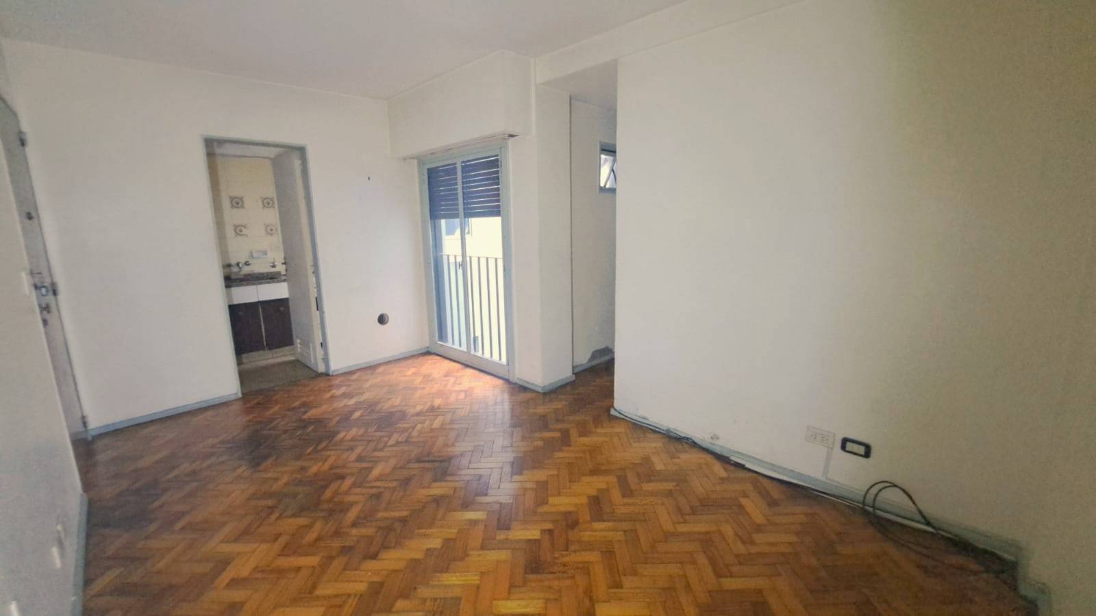 Oportunidad a Refaccionar! Dos Ambientes interno en el corazón de Almagro