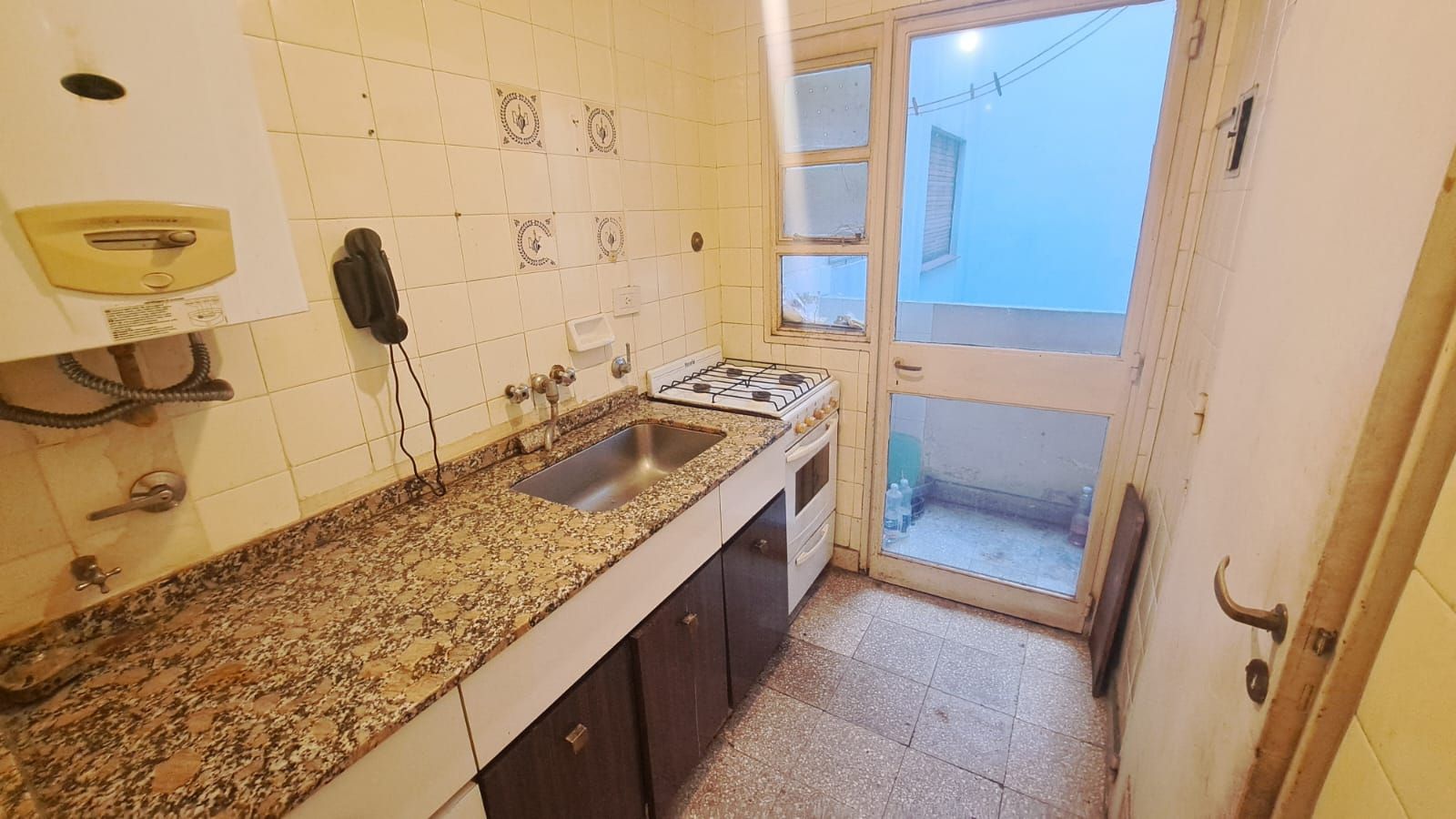 Oportunidad a Refaccionar! Dos Ambientes interno en el corazón de Almagro