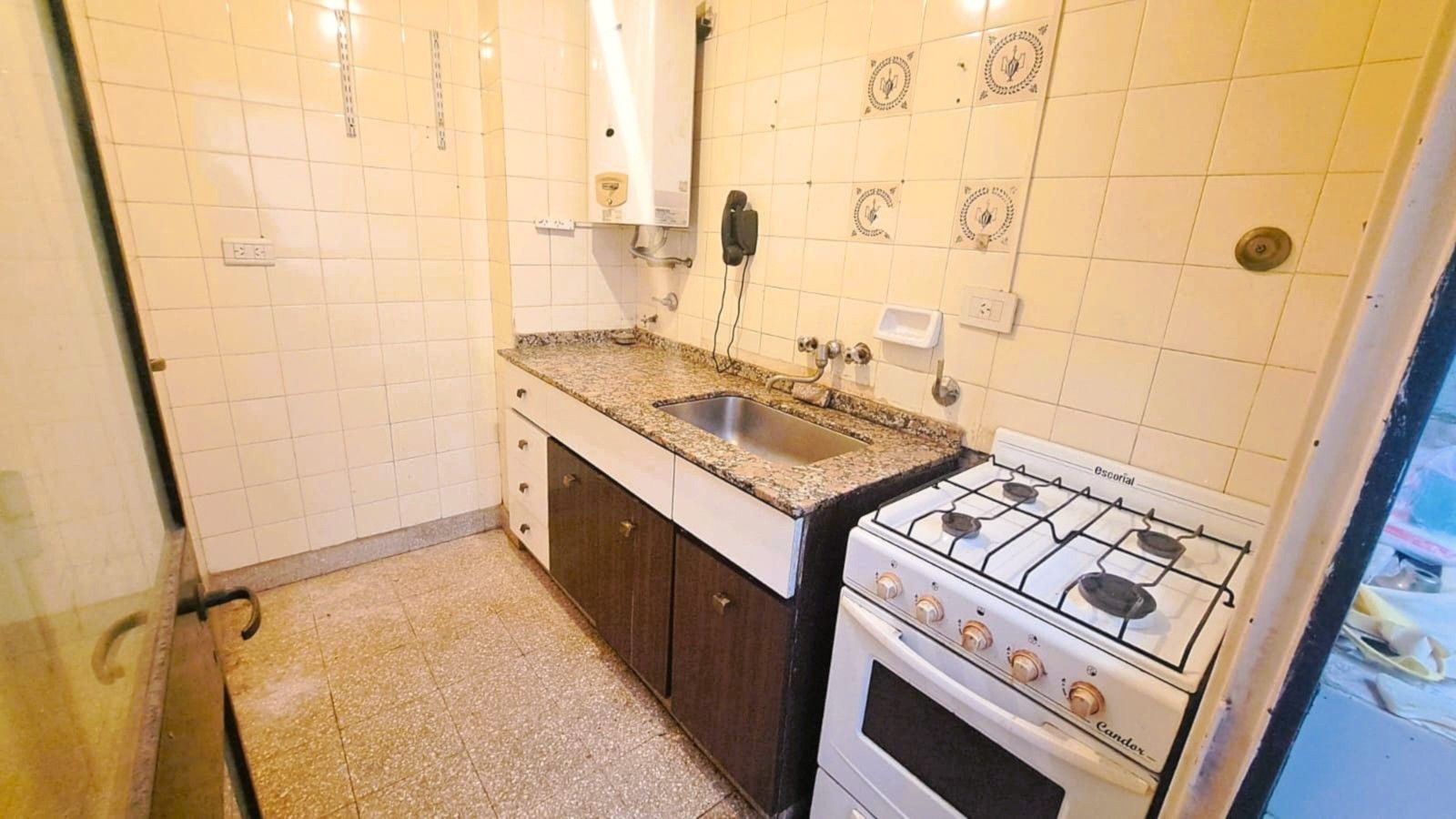 Oportunidad a Refaccionar! Dos Ambientes interno en el corazón de Almagro