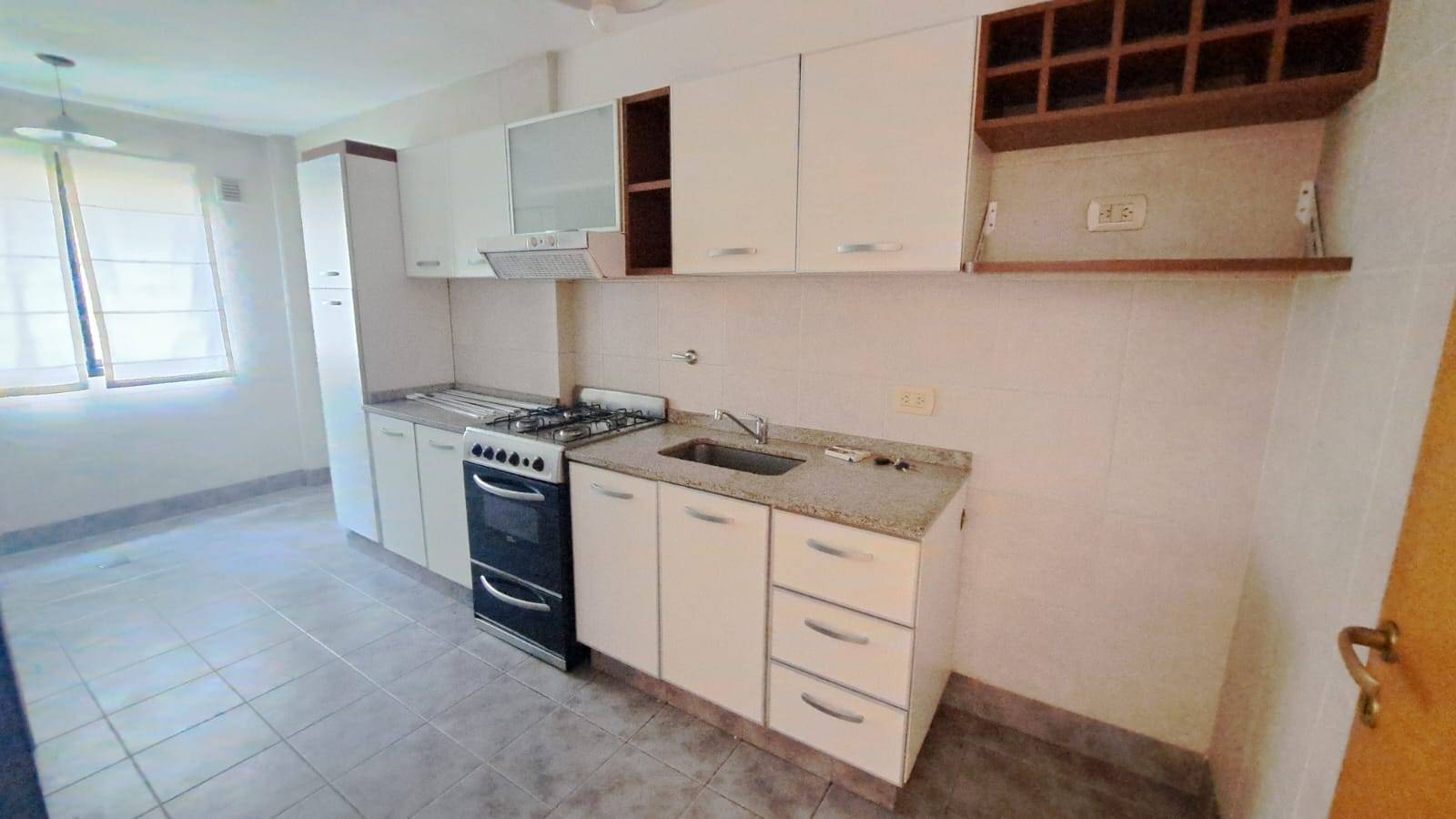 Miller 2400 - 3 ambientes con balcón terraza en Villa Urquiza