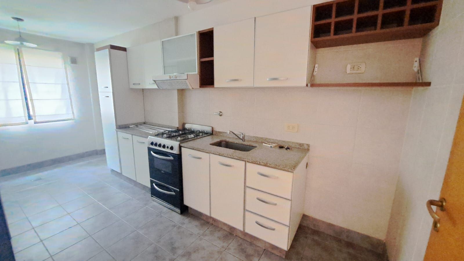 Miller 2400 - 3 ambientes con balcón terraza en Villa Urquiza