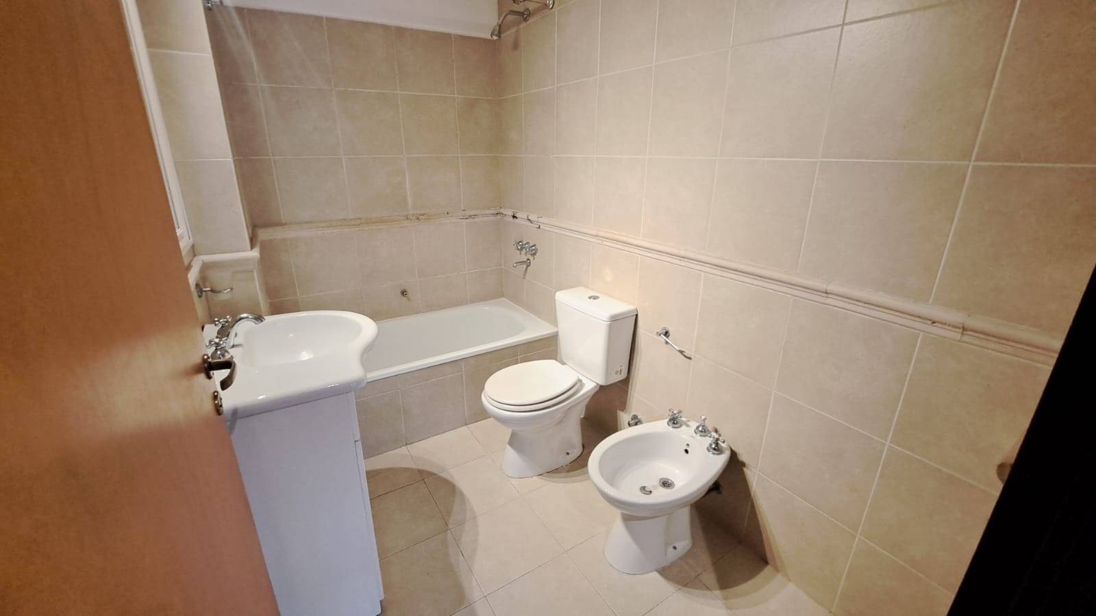 Miller 2400 - 3 ambientes con balcón terraza en Villa Urquiza