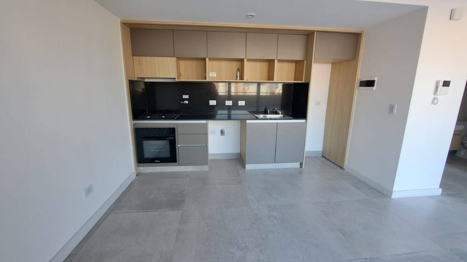 Echeverría 4962 - 9ºB - ¡Monoambiente Dividido Único Con Terraza Propia!