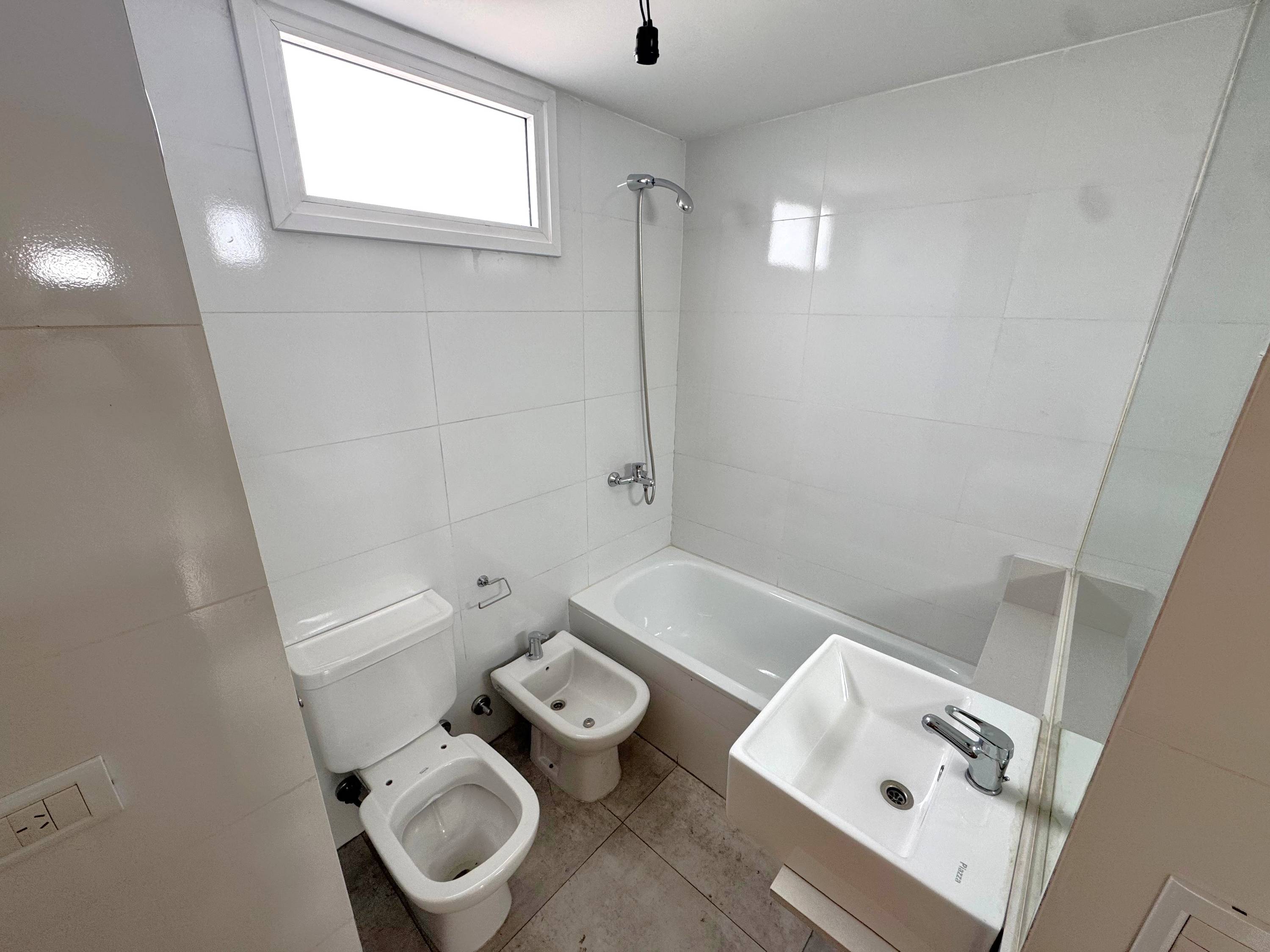Tríplex 4 Ambientes de Categoría en Saavedra | Vistas Abiertas, Terraza y Detalles Premium