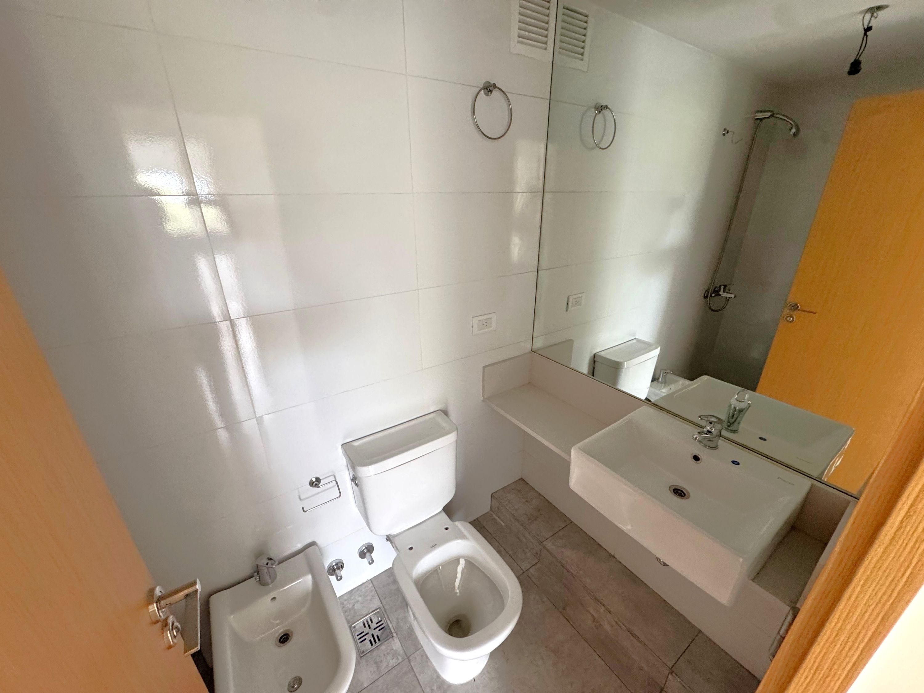 Tríplex 4 Ambientes de Categoría en Saavedra | Vistas Abiertas, Terraza y Detalles Premium