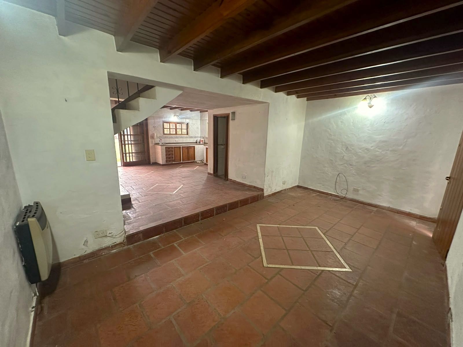 ¡Casa de Ensueño de 4 Ambientes con Pileta y Dependencia en Boulogne Sur Mer!