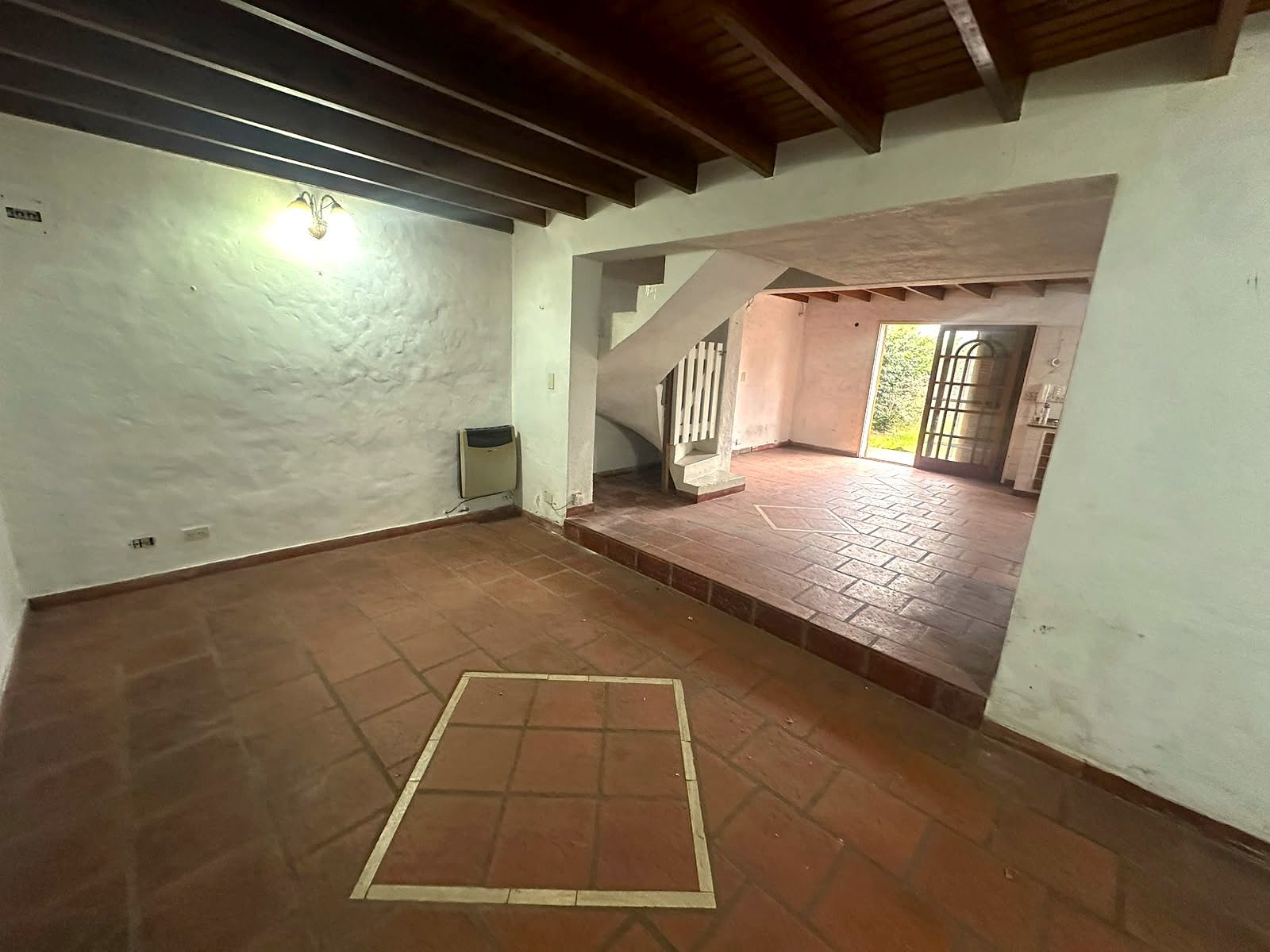 ¡Casa de Ensueño de 4 Ambientes con Pileta y Dependencia en Boulogne Sur Mer!