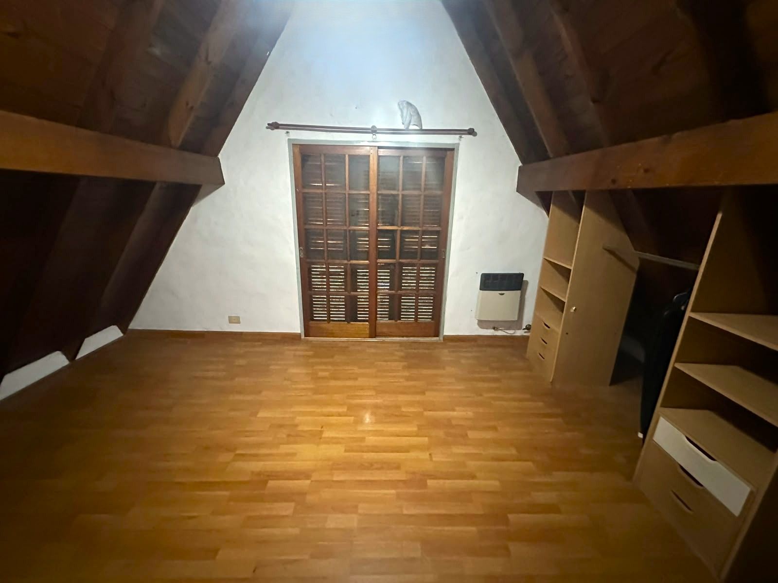 ¡Casa de Ensueño de 4 Ambientes con Pileta y Dependencia en Boulogne Sur Mer!