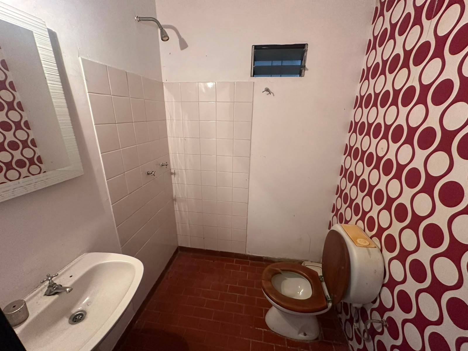 ¡Casa de Ensueño de 4 Ambientes con Pileta y Dependencia en Boulogne Sur Mer!