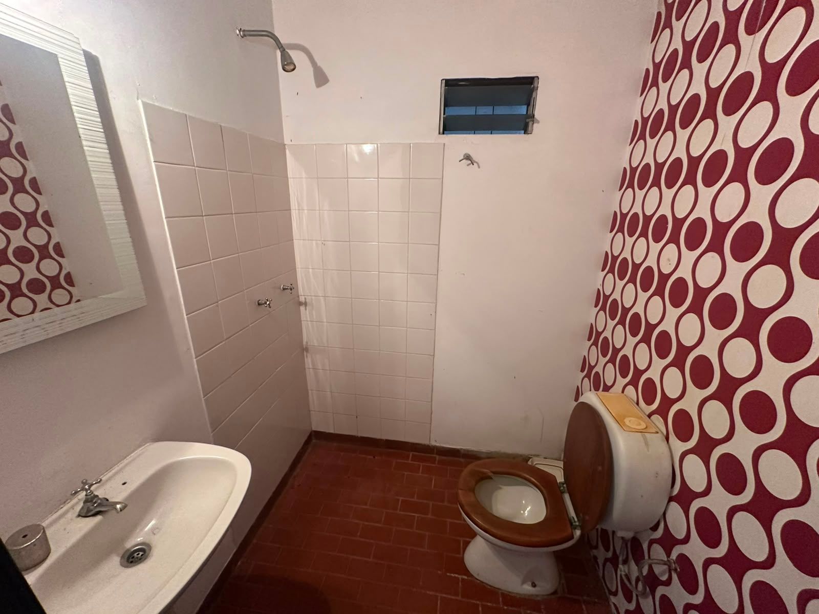 ¡Casa de Ensueño de 4 Ambientes con Pileta y Dependencia en Boulogne Sur Mer!