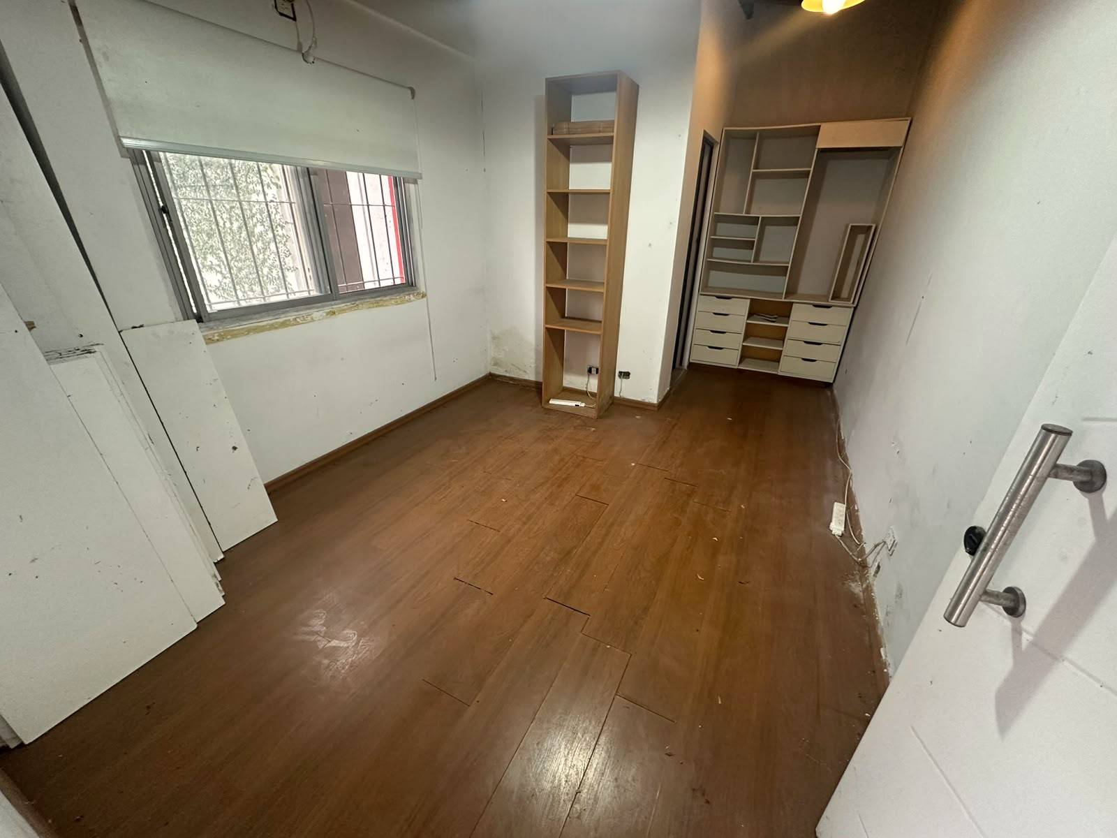 ¡Casa de Ensueño de 4 Ambientes con Pileta y Dependencia en Boulogne Sur Mer!