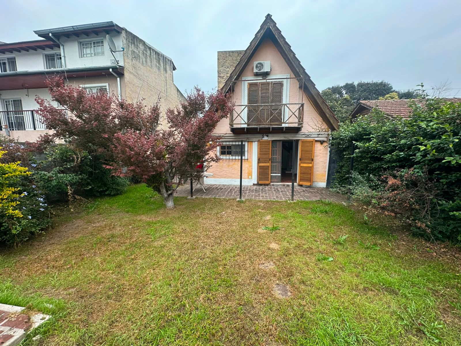 ¡Casa de Ensueño de 4 Ambientes con Pileta y Dependencia en Boulogne Sur Mer!
