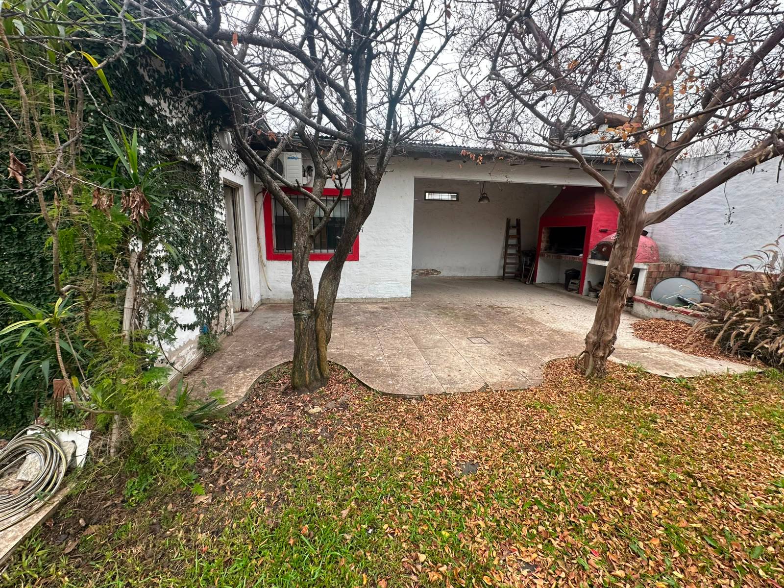 ¡Casa de Ensueño de 4 Ambientes con Pileta y Dependencia en Boulogne Sur Mer!