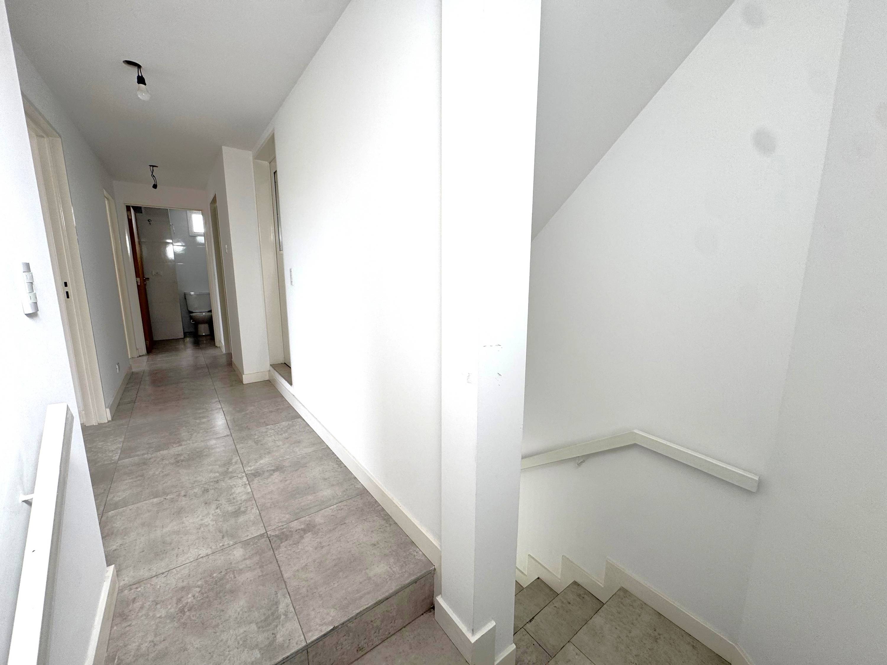 Tríplex 4 Ambientes de Categoría en Saavedra | Vistas Abiertas, Terraza y Detalles Premium