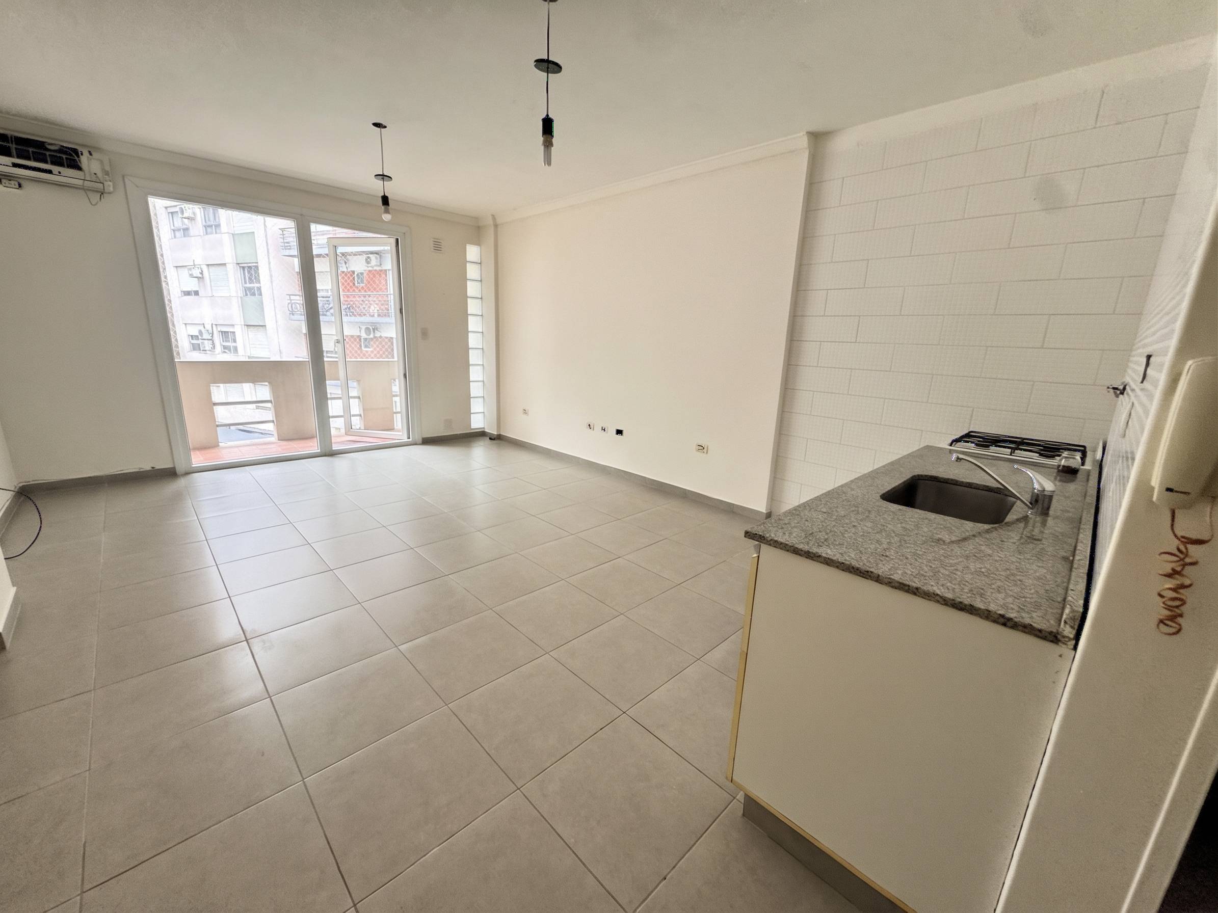 Monoambiente en Venta | Amplio y Luminoso