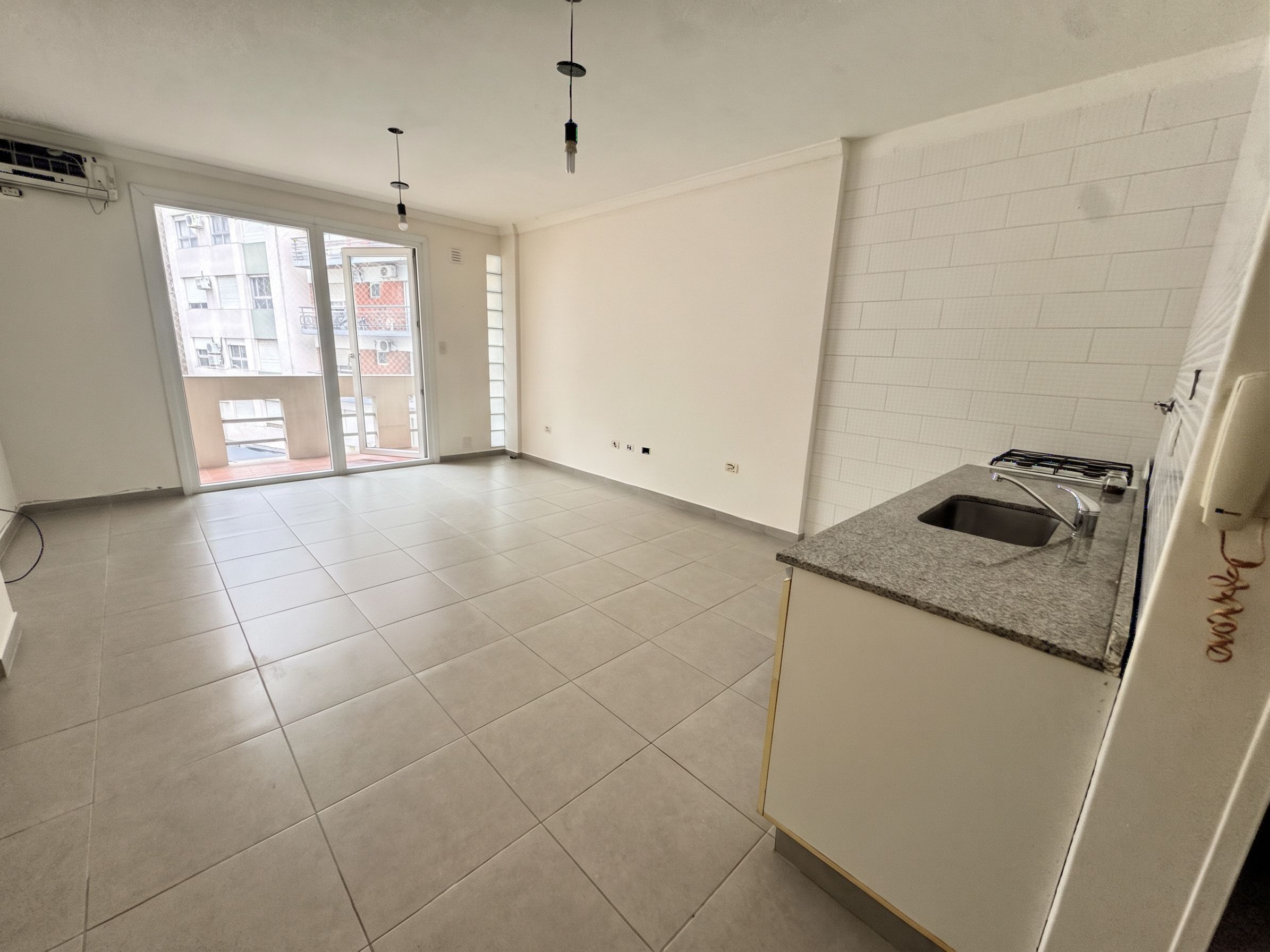 Monoambiente en Venta | Amplio y Luminoso