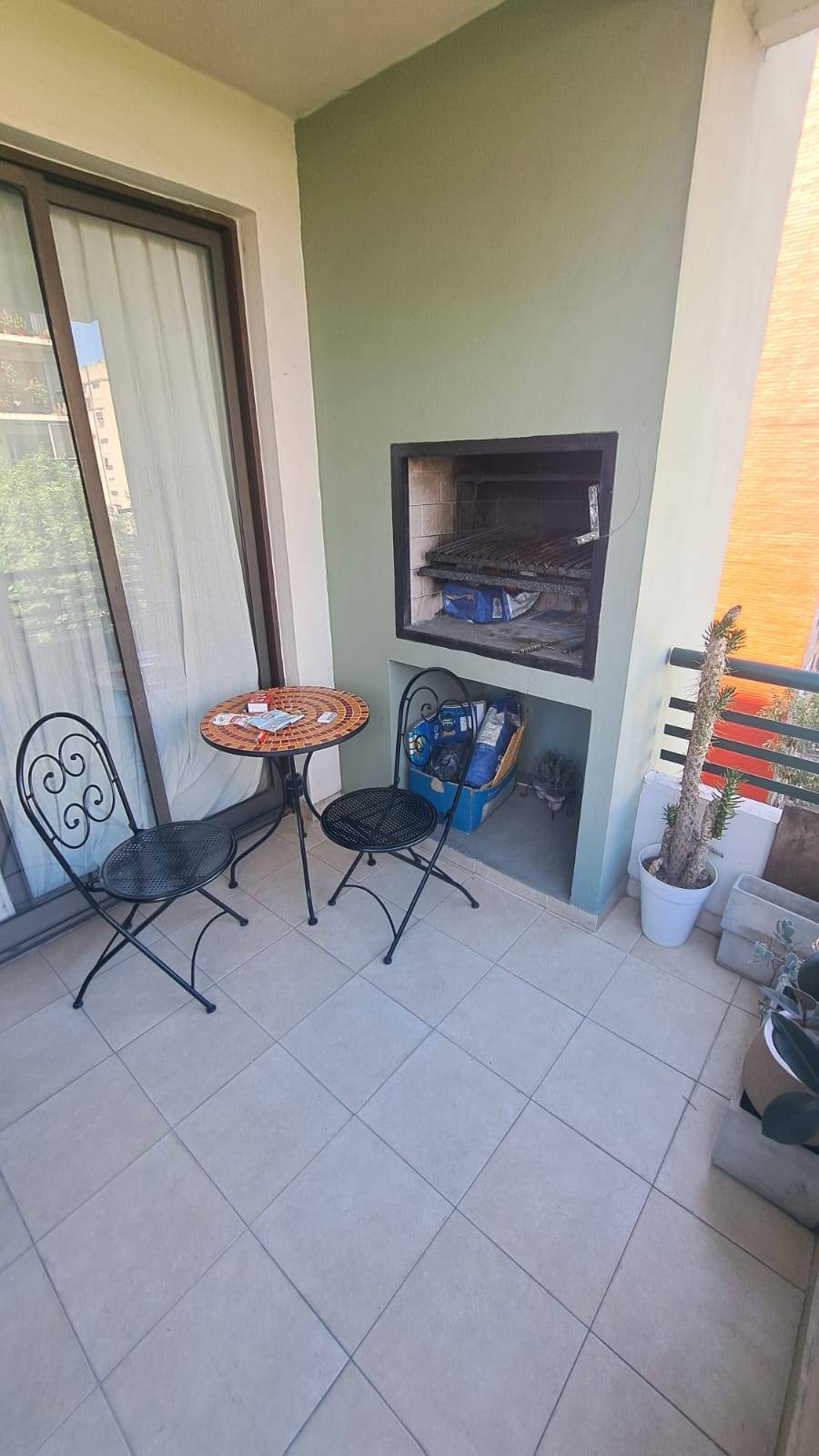 Av. Federico Lacroze N°3140,  3 ambientes Luminoso con balcón terraza y parrilla.