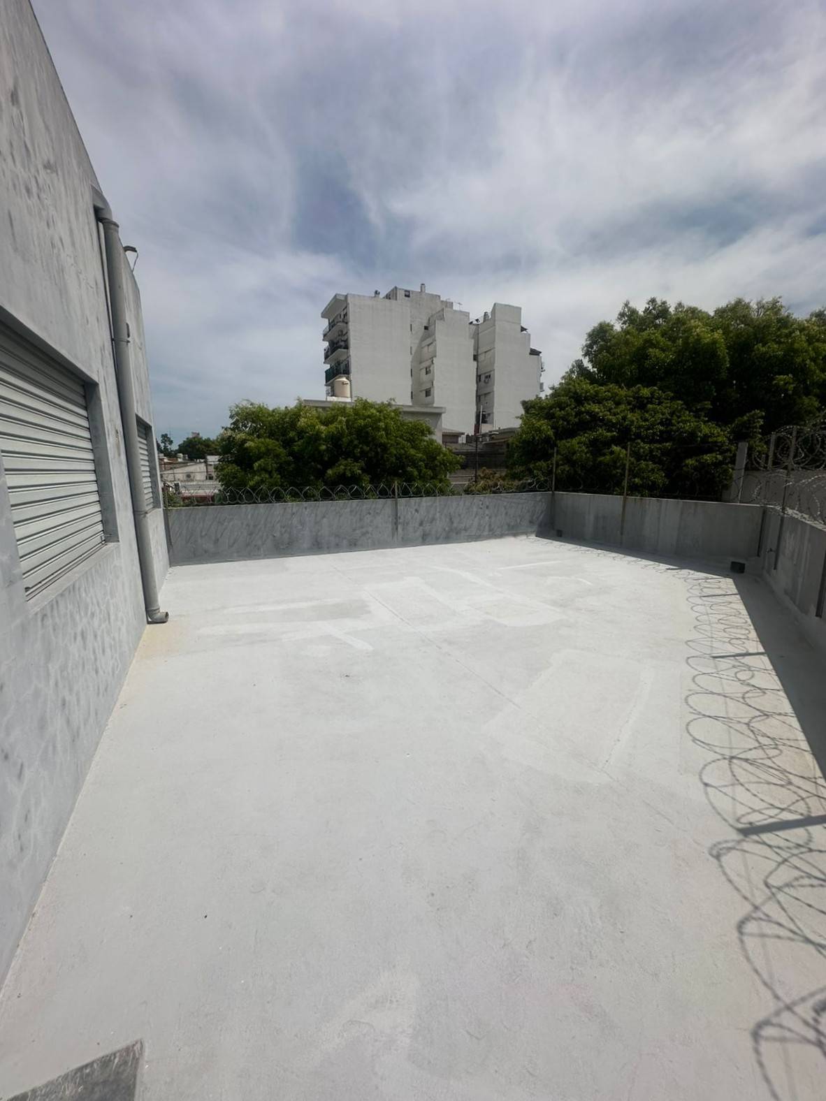 Depósito / Galpón Estratégico en Villa del Parque