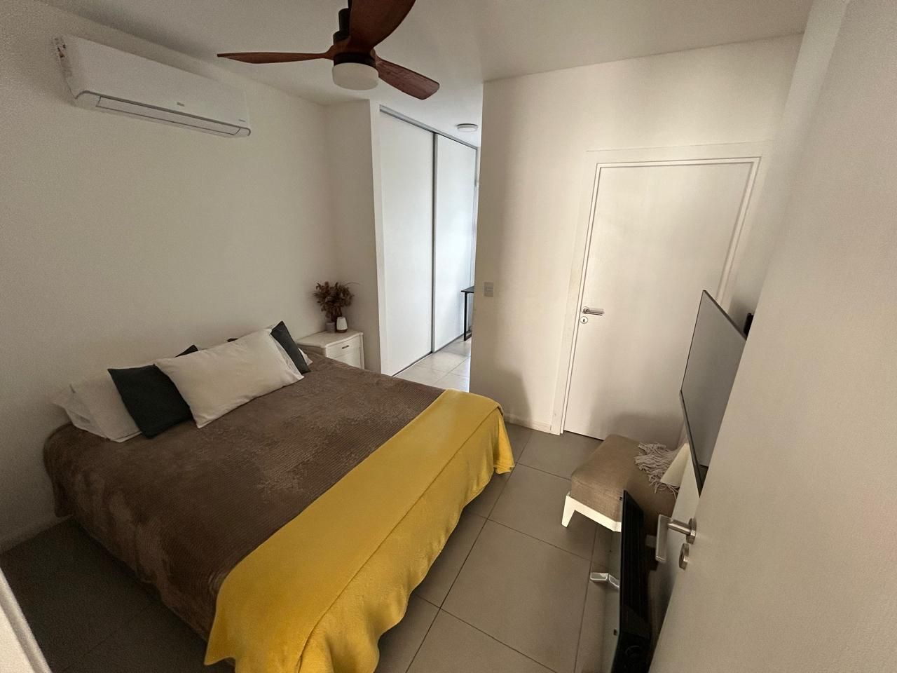 2 Ambientes con Patio y Balcón en Villa Urquiza