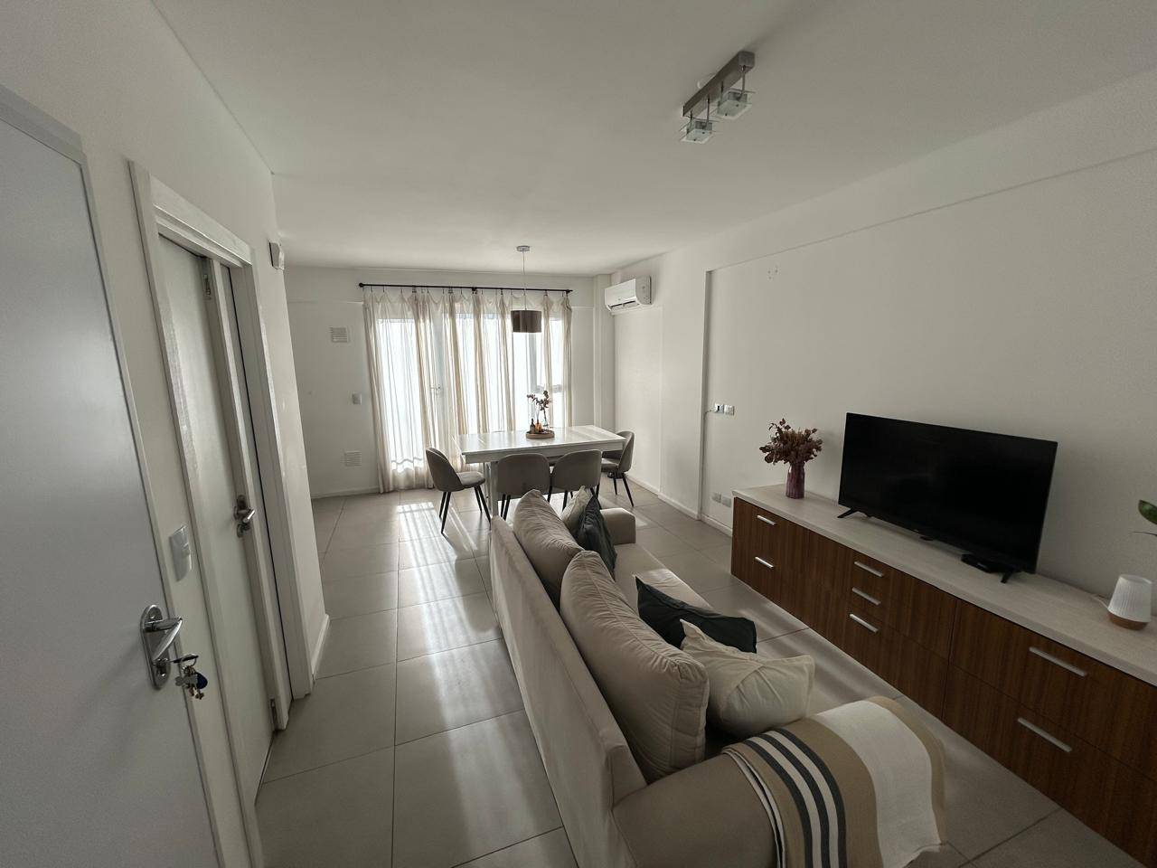 2 Ambientes con Patio y Balcón en Villa Urquiza