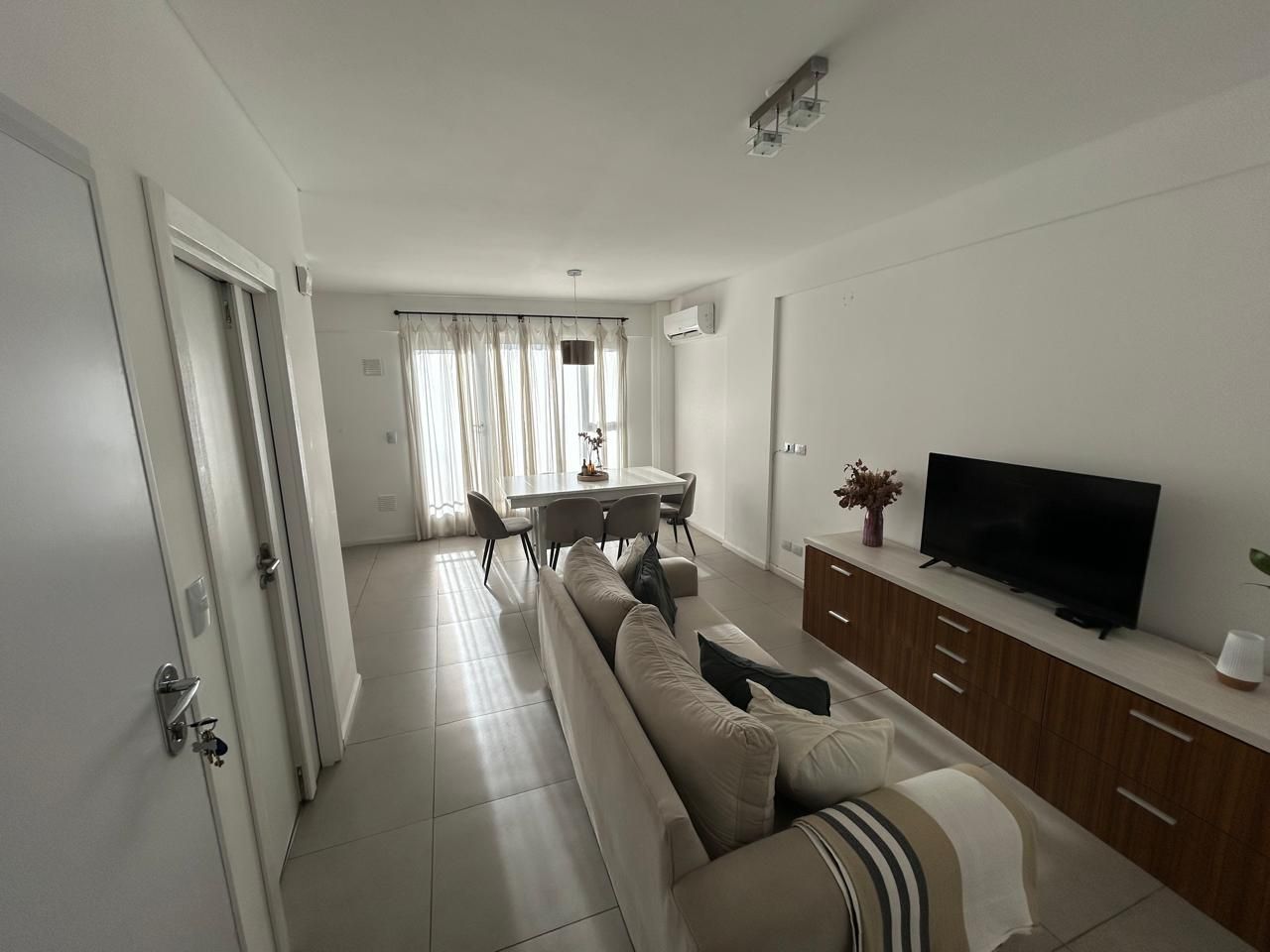 2 Ambientes con Patio y Balcón en Villa Urquiza
