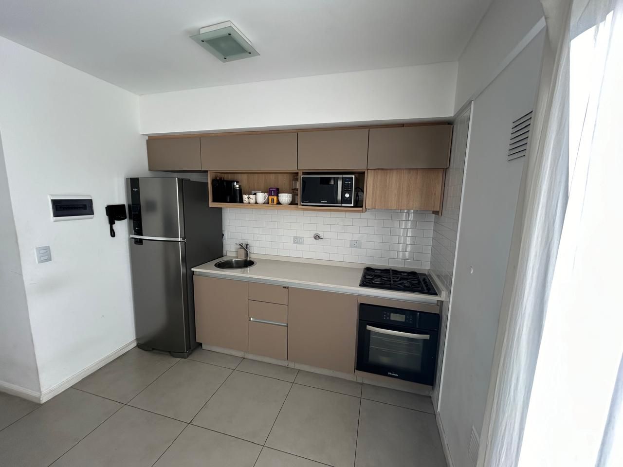 2 Ambientes con Patio y Balcón en Villa Urquiza