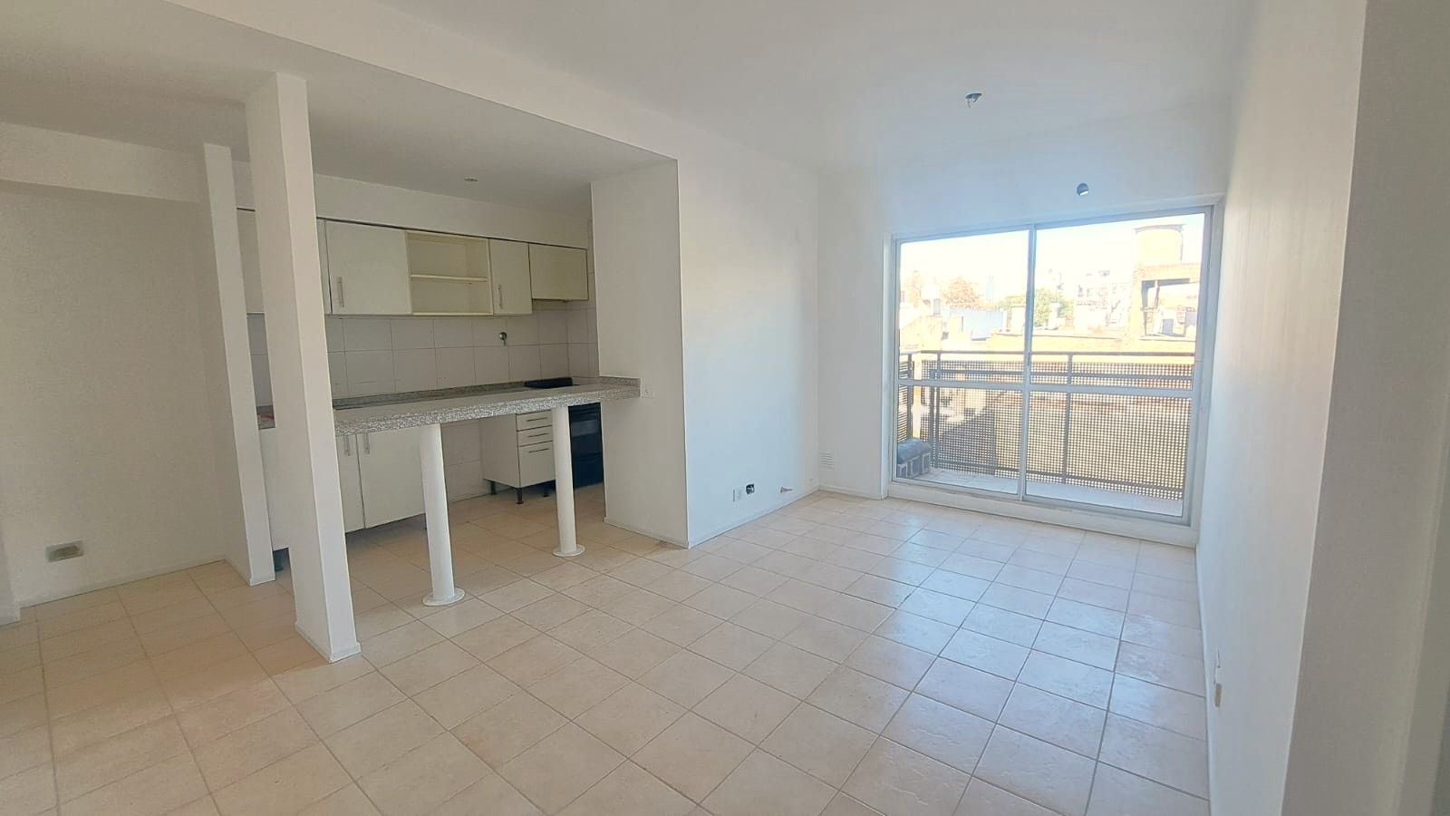 Cálido dos ambientes en alquiler en Villa Urquiza