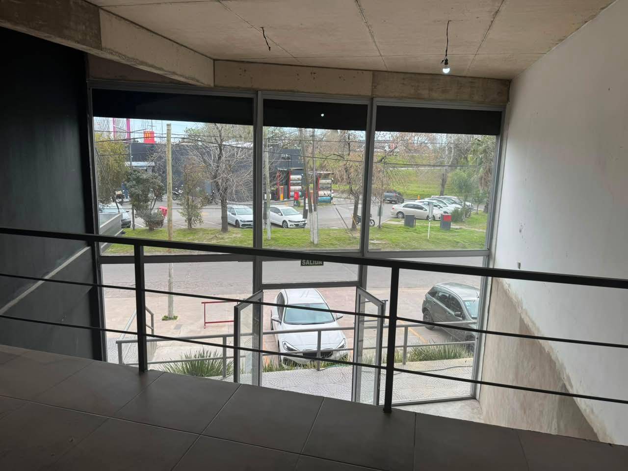 Oportunidad Única: Excelente Local Comercial En Punto Neurálgico De Pilar