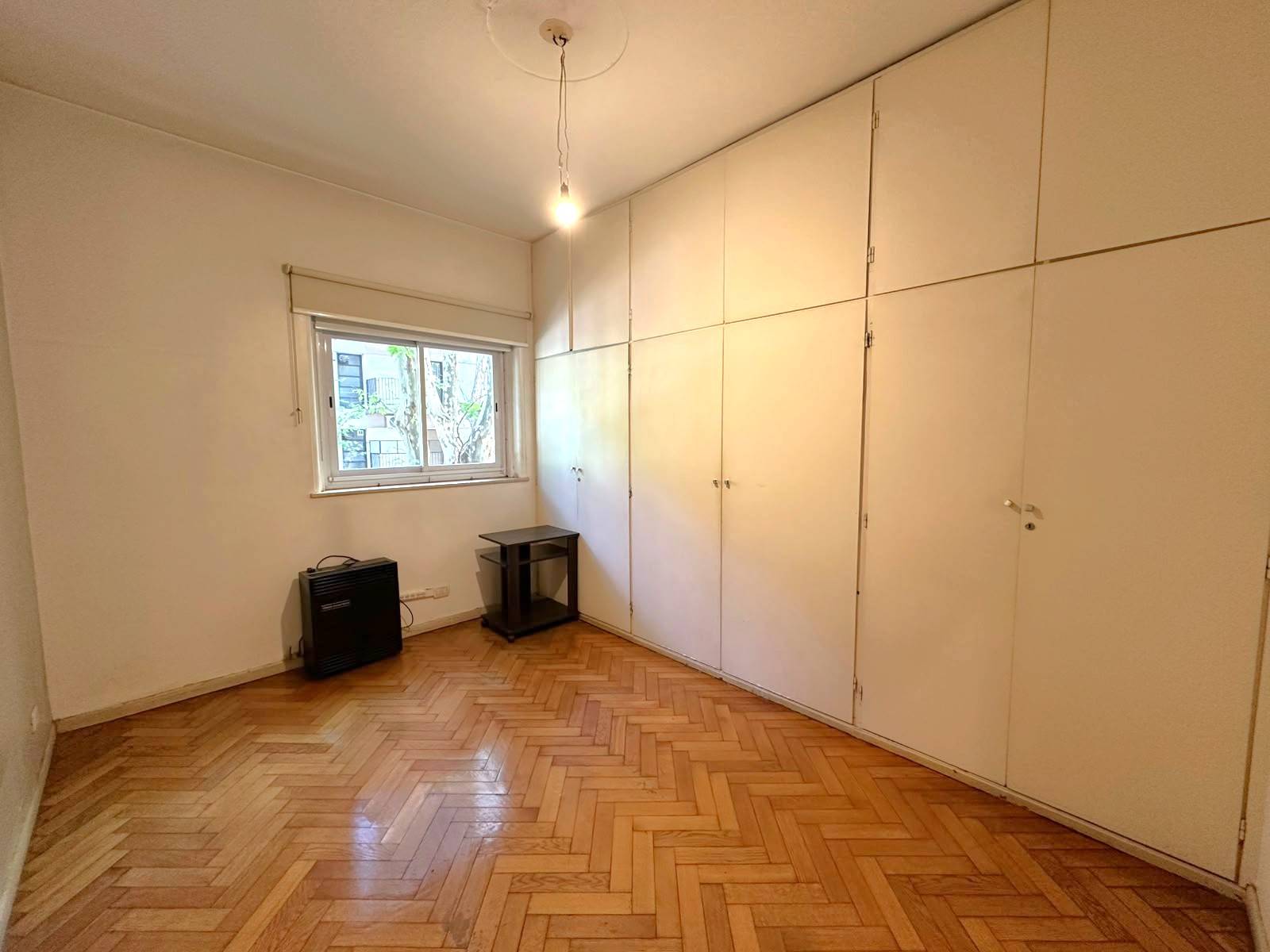 Semipiso de 3 Ambientes al Frente con Balcón