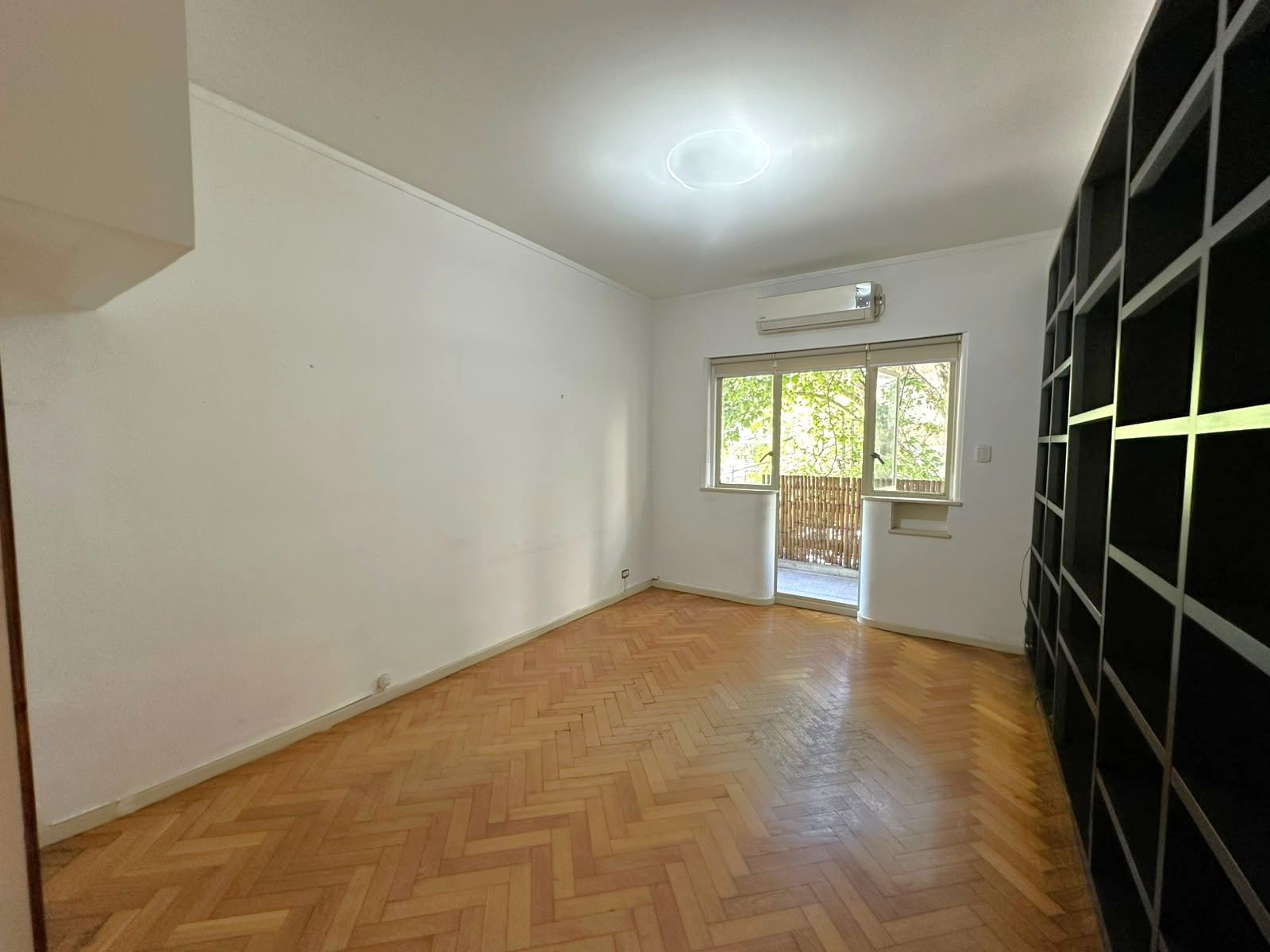 Semipiso de 3 Ambientes al Frente con Balcón